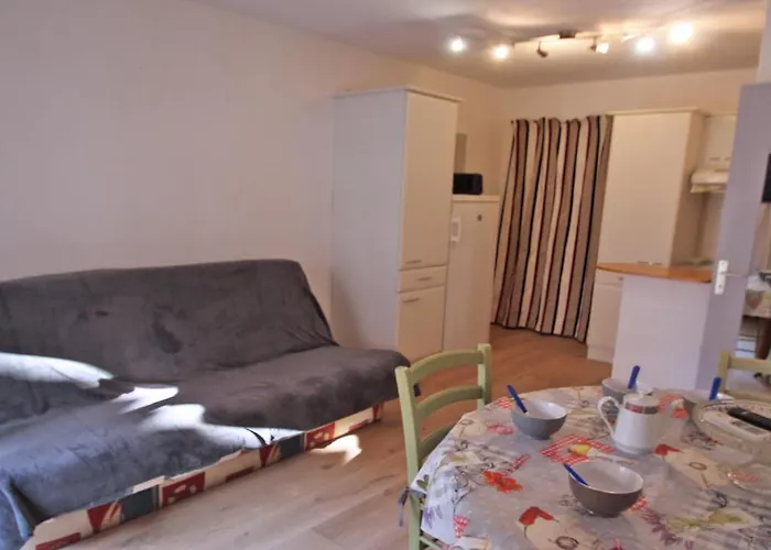 Regina - Victoria Σαιντ-Μαξίμ