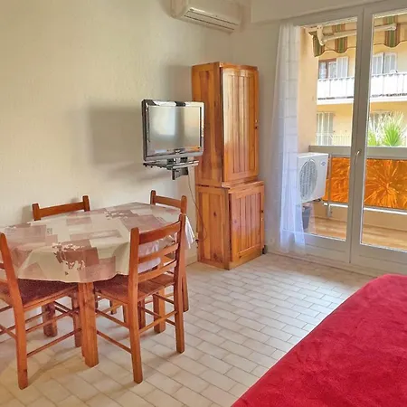 Regina - Victoria * Sainte-Maxime